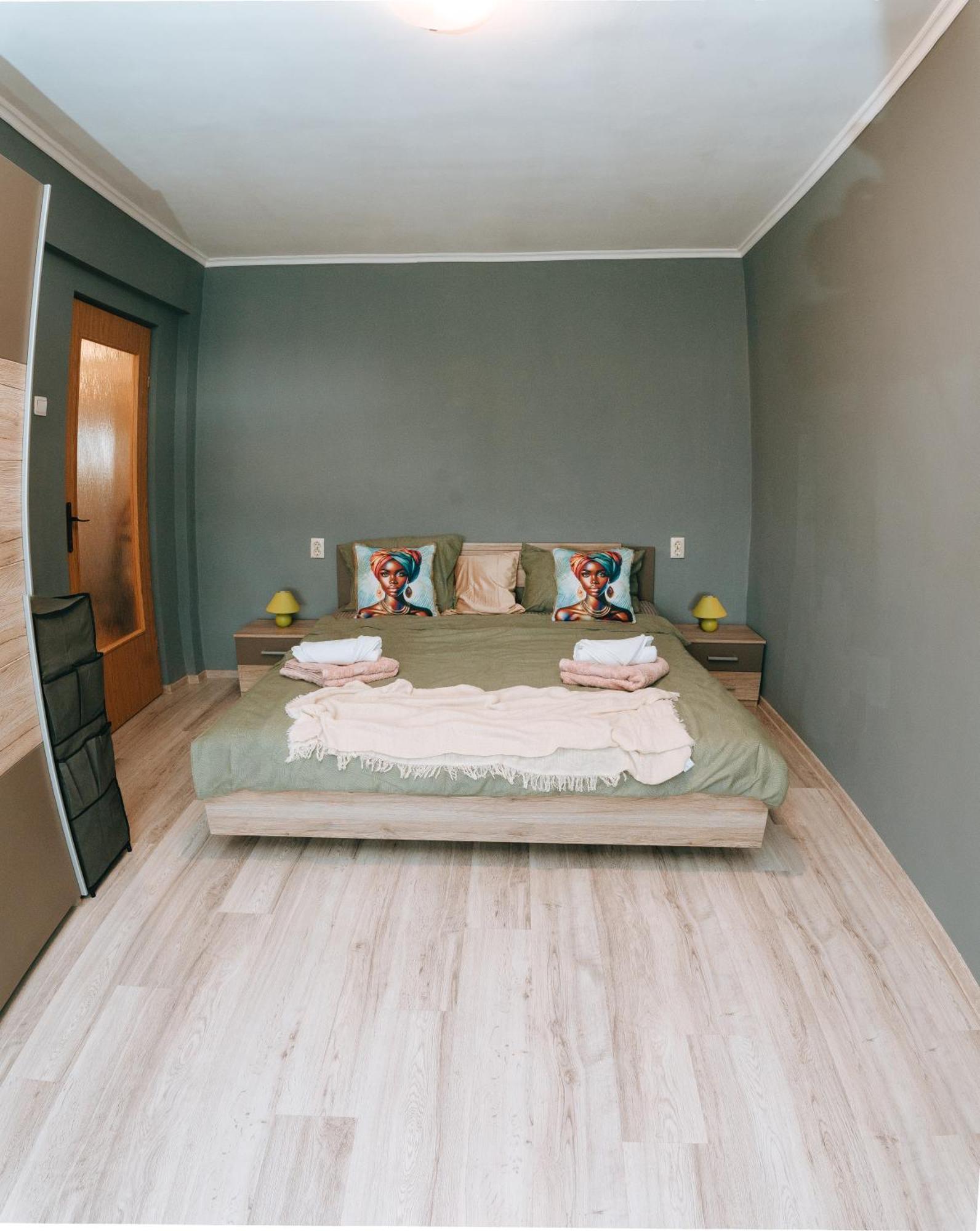 Relax Apartment Oradea Dış mekan fotoğraf